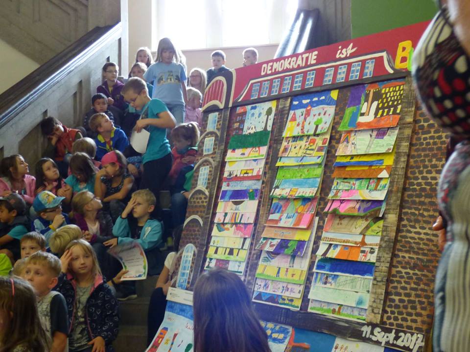 Kinder